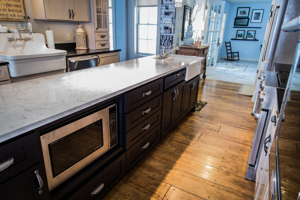 Wood plank tiles in kitchen