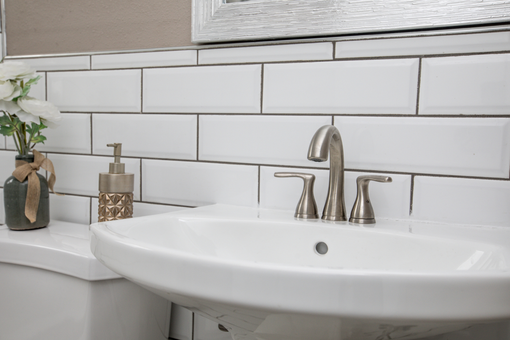 Mini backsplash subway tile bathroom